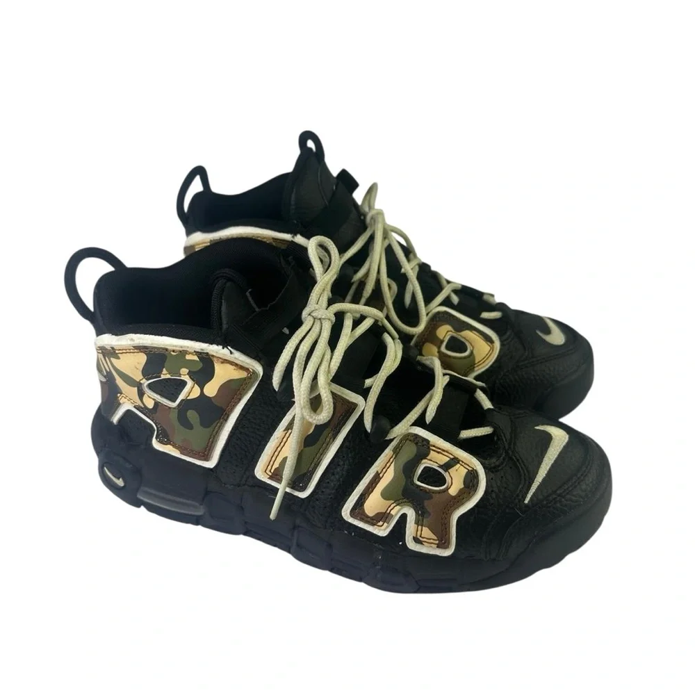Nike Black and‎ Tan Sneakers Retro Style